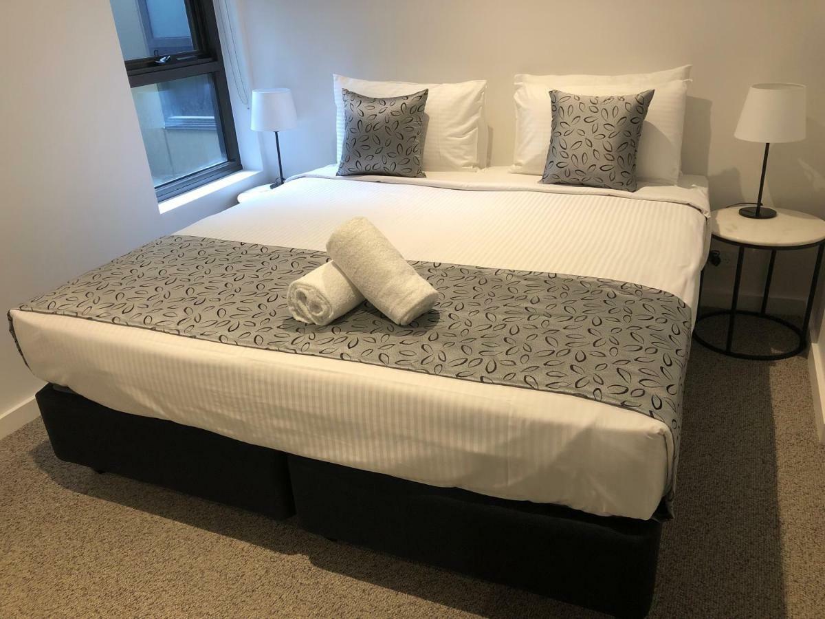 Q Squared Serviced Apartments Melbourne Exterior photo